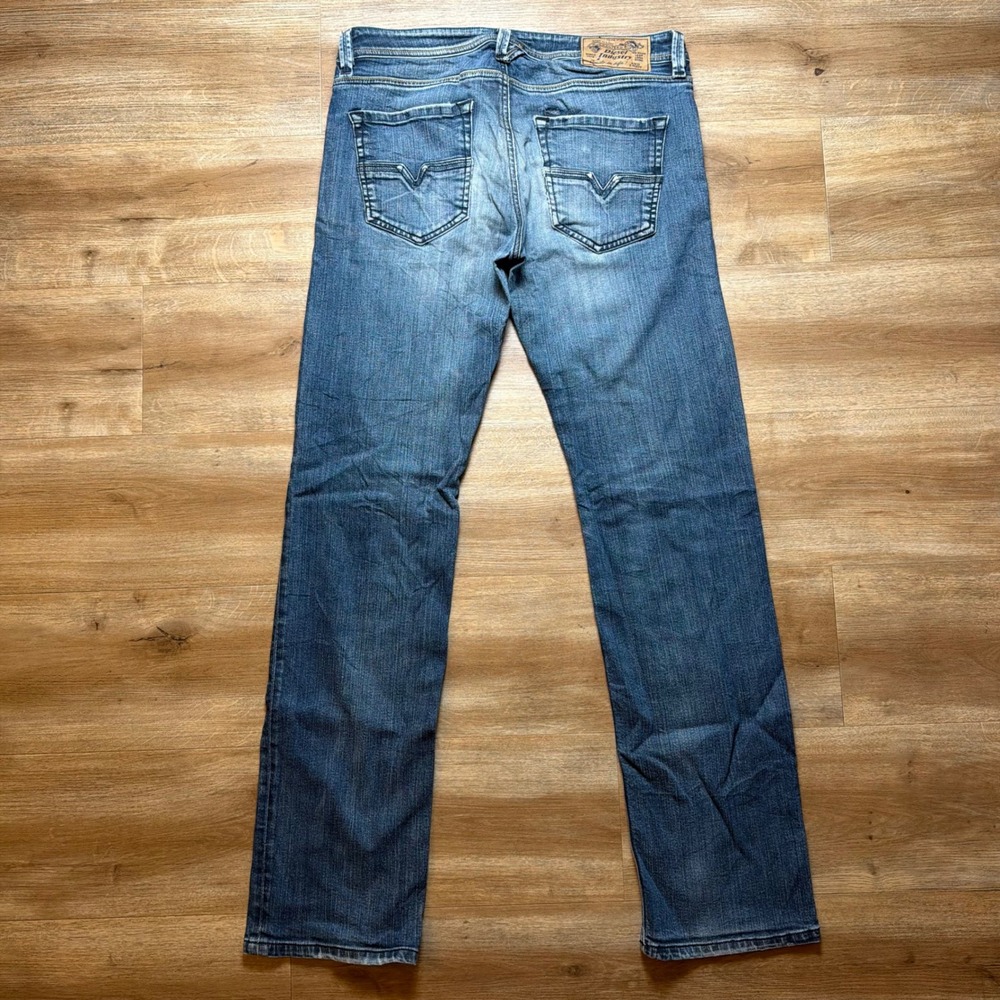 Diesel Larkee Jeans Mens 32x34 Blue Straight Leg Stretch Wash 008B2 Button Fly - Picture 3 of 16